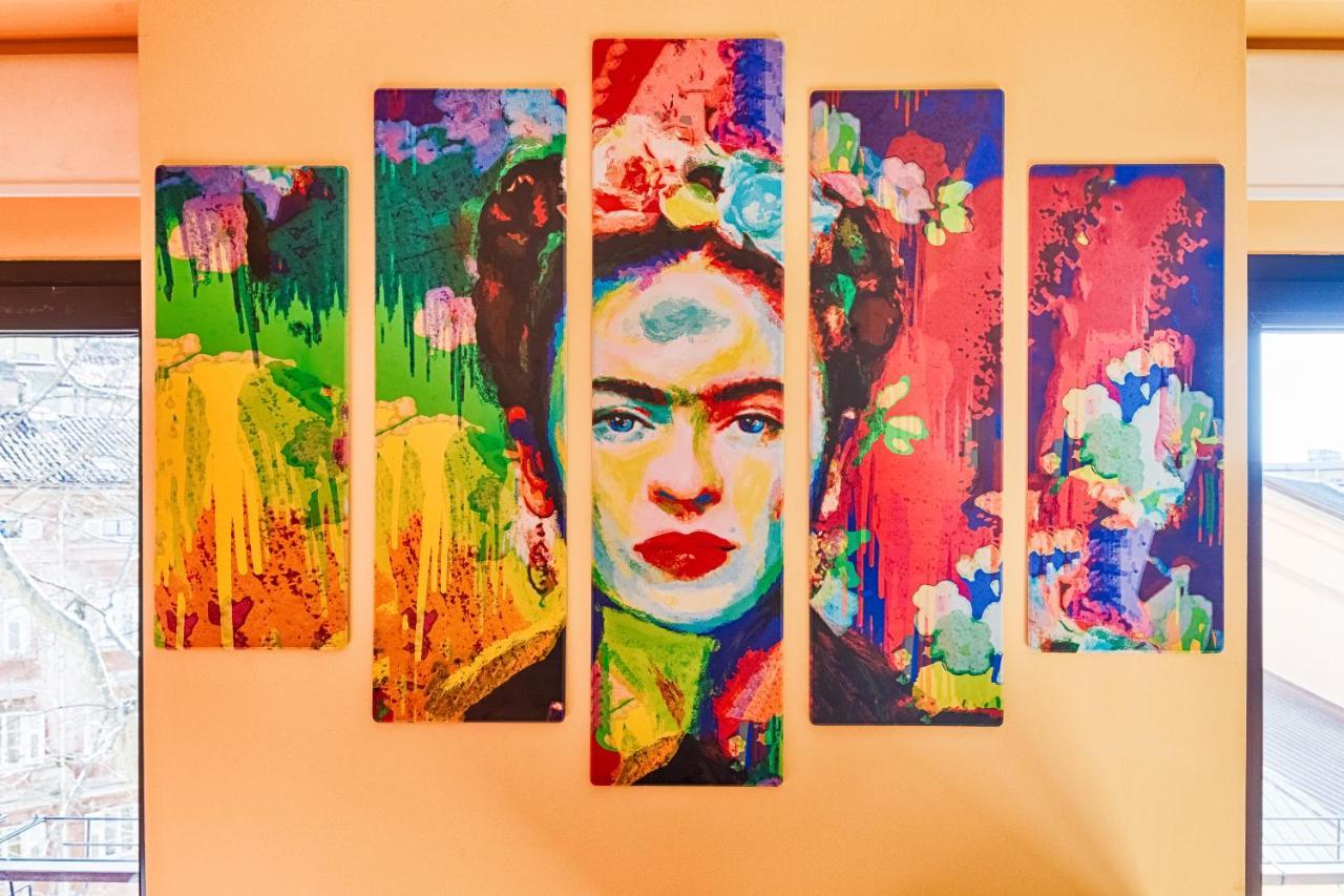 Frida Apartment Nuovo Luminoso Con Vista Aperta Trieste Luaran gambar