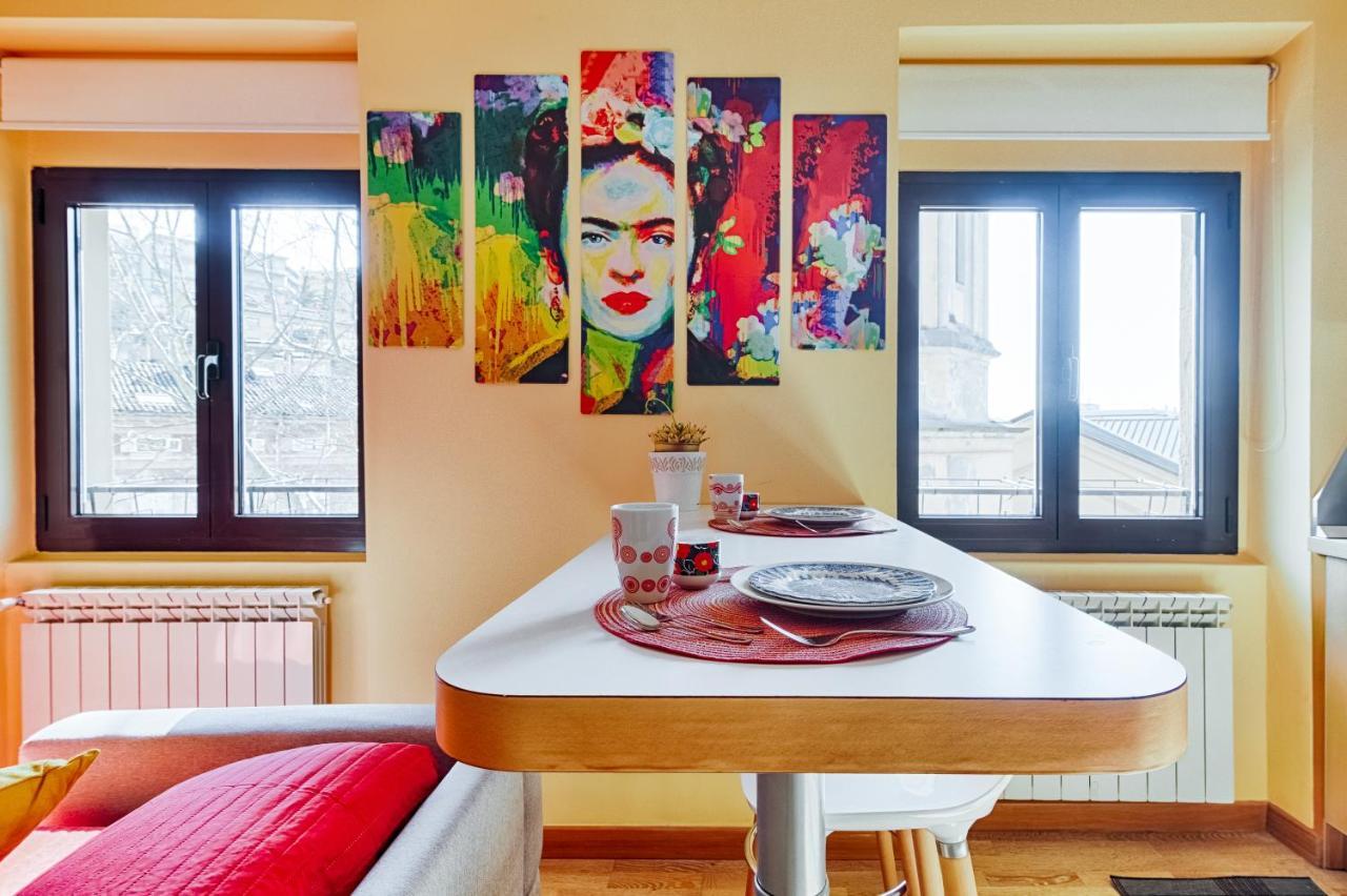 Frida Apartment Nuovo Luminoso Con Vista Aperta Trieste Luaran gambar