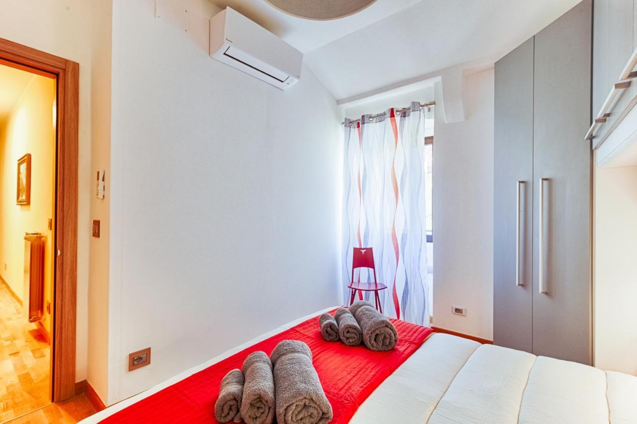 Frida Apartment Nuovo Luminoso Con Vista Aperta Trieste Luaran gambar